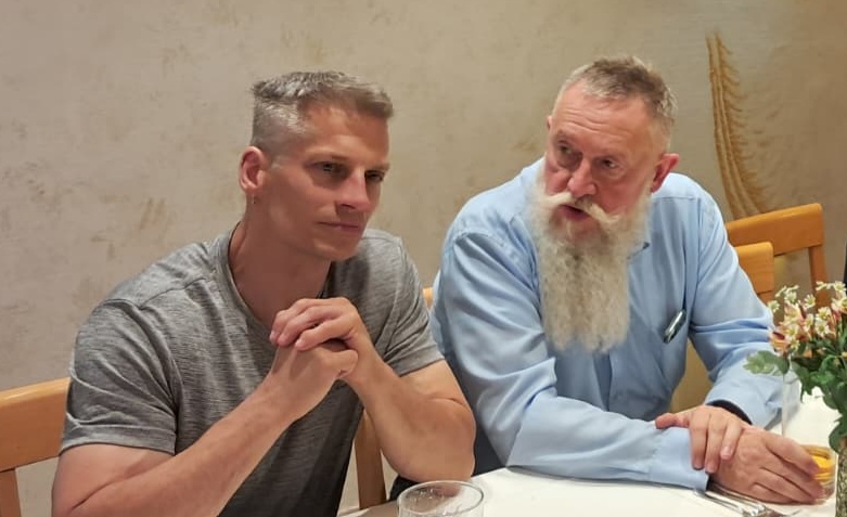 Der Vorsitzende im Gespräch...